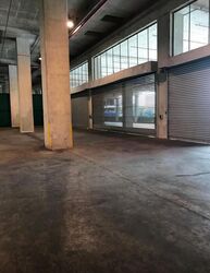 Gul Way (D22), Warehouse #510294531